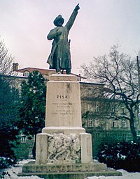 Bem szobra Budapesten a róla elnevezett téren