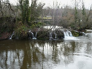 Le Blâme se jette dans l'Auvézère à la Forge d'Ans.