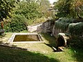 La fontaine et le lavoir.