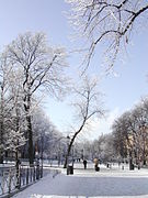 L'esplanade d'Helsinki par un beau dimanche d'hiver.
