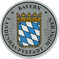 Zulassungsplakette der Landeshauptstadt München mit dem bayerischen Staatswappen bis 2014