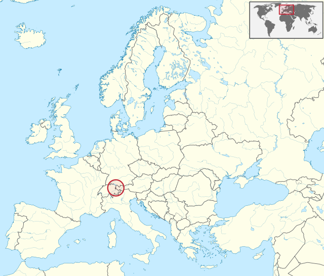 Carte administrative de l'Europe, montrant le Liechtenstein en rouge.