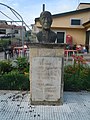 Busto en homenaxe a Manuel Cordo Boullosa.