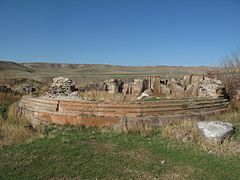 Ruines de l'église circulaire.