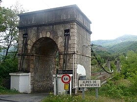 Ancien pont de l'archidiacre (1864-2009)