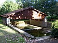 Lavoir à l'entrée nord du village (oct. 2012)