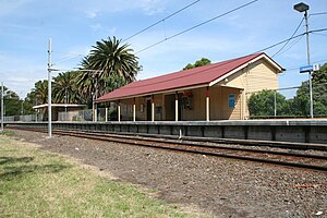 Seaholme railway station, Melbourne.jpg