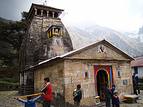 La Madamaheswar-templo, Uttarakhand.jpg
