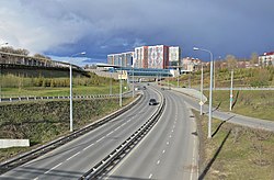 Вид на Аметьевскую магистраль со стороны транспортной развязки «Аметьево» (апрель 2021)