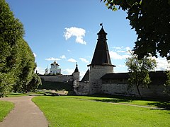 Torre Alta (Vysókaya Bashnya, Высокая башня)