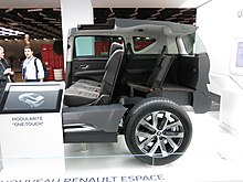 A cutaway Renault Espace V, showcasing its relatively flat floor and third-row seat space 2015-03-03 Geneva Motor Show 3391.JPG