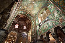 Interior of the Basilica of San Vitale from Ravenna (Italy), decorated with elaborate and glamorous mosaics 2017 0423 Ravenna (132).jpg