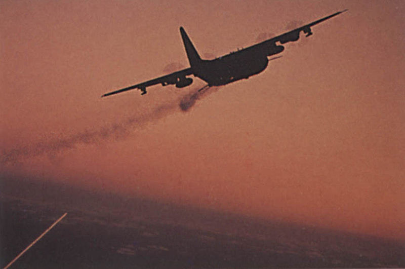 800px-AC-130U_firing_during_twilight.jpg