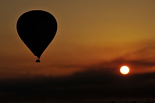 Vol en montgolfière au dessus de Louxor, en Égypte. (définition réelle 4 288 × 2 848)