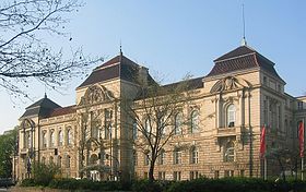 Universitato de Artoj Berlino, konstruaĵo Fasanenstraße