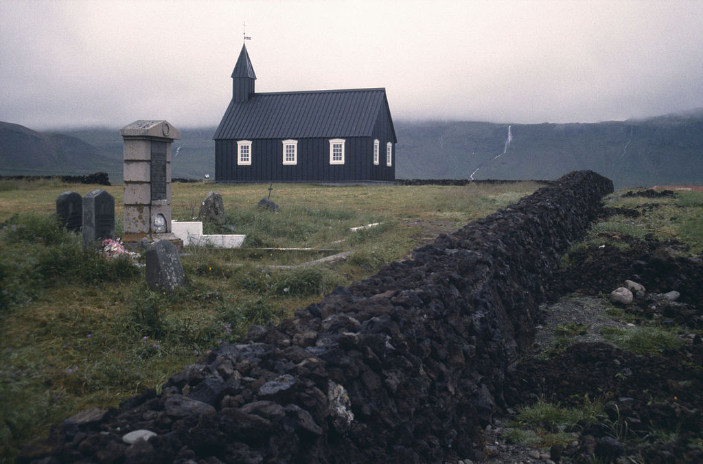 http://upload.wikimedia.org/wikipedia/commons/thumb/4/41/Budir_Church_Iceland.jpg/1024px-Budir_Church_Iceland.jpg