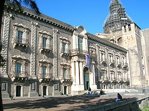 Monasterio de San Nicolà l'Arena (1702-1747), en Catania, obra de Antonino Amato, Francesco Battaglia y Giovanni Battista Vaccarini