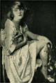 دوروثي ماكايل عام(1923).