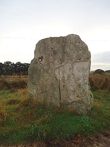 Menhir de la Pierre Fiche, à Duneau.