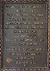 Commemorative tablet by the Holland Society of New York Fort Amsterdam - Government House, Holland Society, 1890.jpg