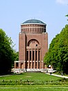 Planetari (antiga Torre d'aigua) arquitectes: Oskar Menzel i Fritz Schumacher
