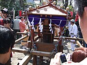 かなまら大神輿