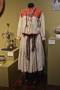 Rarámuri female dress