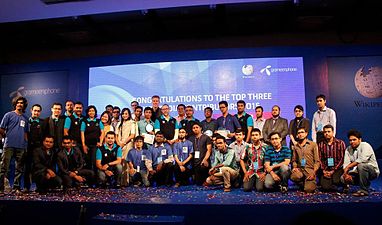 벵골어 위키백과 10주년 기념 갈라 행사, 다카, 2015년.