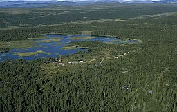 Flygfoto över Angelikasjön och det närliggande Arådalen.