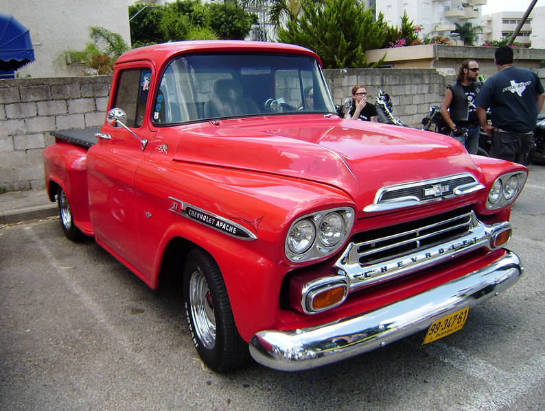 http://upload.wikimedia.org/wikipedia/commons/thumb/4/42/Chevrolet-Apache.png/794px-Chevrolet-Apache.png