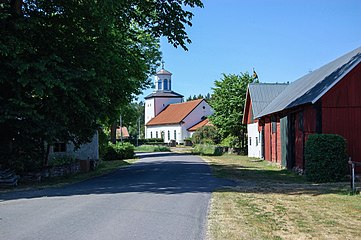 Kyrkan i kyrkbyn
