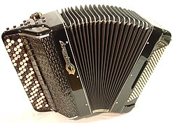 Jupiter bayan accordion.JPG