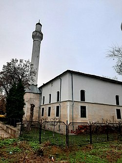 Джамията с минарето, кадър от декември 2020 г.