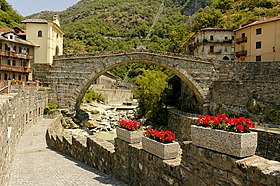 Image illustrative de l’article Pont Saint-Martin (Italie)