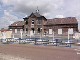 The town hall and school of Prémont