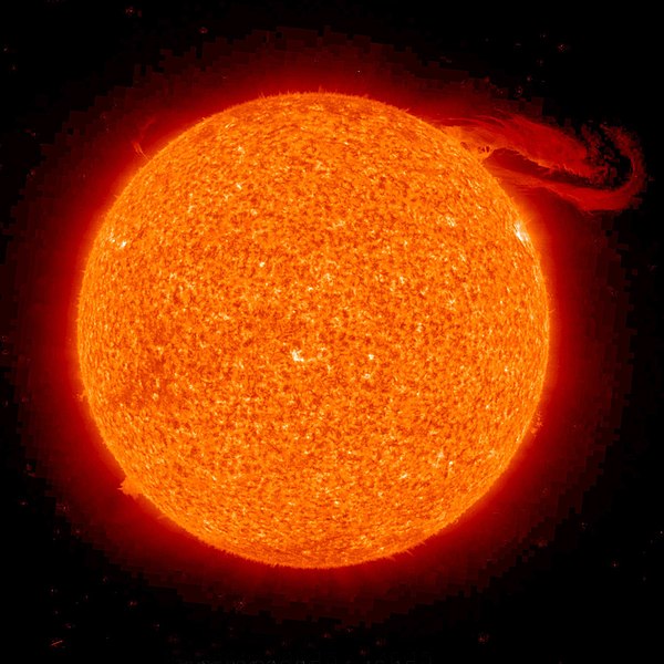 Fichier:Solar prominence from STEREO spacecraft September 29, 2008.jpg