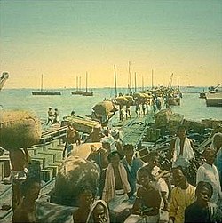 Hamna i Tuticorin fotografert av William Henry Jackson i 1895.
