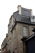 Pignon et façade du 13 rue Saint-Georges.