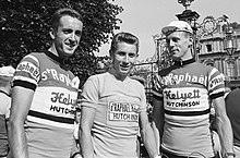 Ab Geldermans, Jacques Anquetil and Mies Stolker, Tour de France 1962 (1) (cropped).jpg