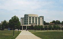 Albin O. Kuhn-biblioteko, UMBC Campus.jpg