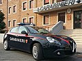 Una Alfa Romeo Giulietta appartenente alla prima fornitura. Notare la barra multifunzione sul tettuccio