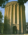Башня Тогрула, памятник XII в.