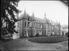 Le château de la Vignardière, par Gustave William Lemaire en 1900-1920.