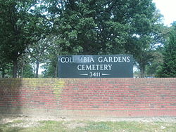 Columbia Gardens Cemetery - sign.JPG