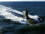 狭義の兵器の一例、潜水艦（写真はシーウルフ級原子力潜水艦）