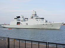 HDMS Peter Willemoes entering Copenhagen, August 2012 F362 HDMS Peter Willemoes.jpg