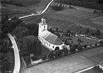 Flygfoto över Reftele kyrka från 1935.