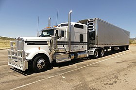 Kenworth W900