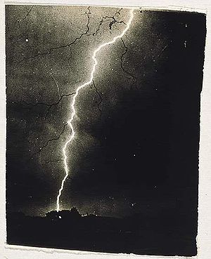 English: Lightning 1882