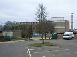 Longdean School , Hemel Hempstead - geograph.org.uk - 1754052.jpg